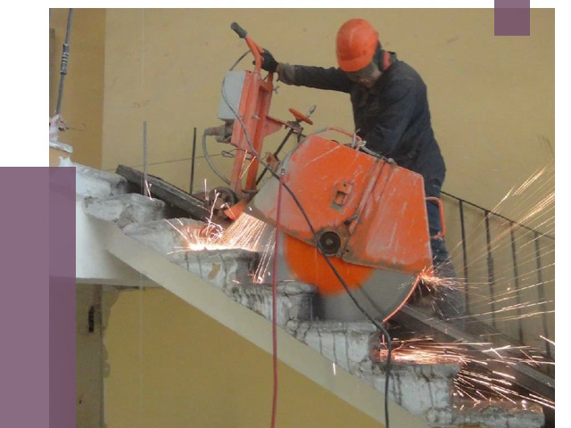 Демонтаж бетонных лестниц в Кирове от 4574 руб. за м2 | ПРОЛЁТ-Кро