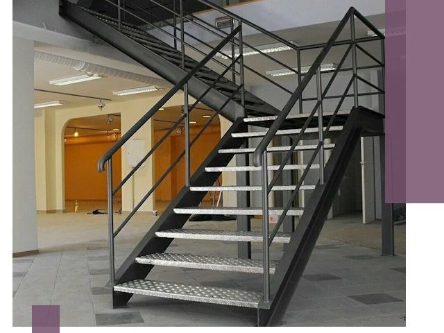 Лестницы для офиса в Кирове: изготовление, монтаж, демонтаж