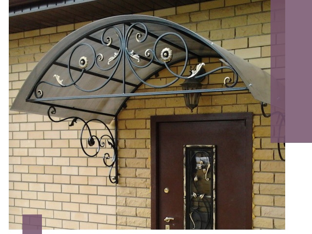 Изготовление козырьков из металла под ключ в Кирове